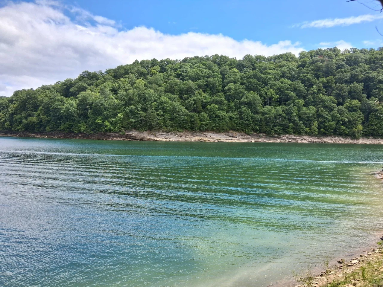 Lynch Ford / Sawmill Ramp (upper Beaver Creek) — Lake Cumberland near Monticello KY for cabin week swimming and boat access