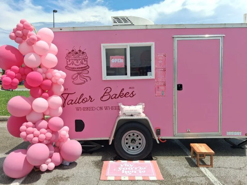 Tailor Bakes Dessert sweets in Monticello KY near Lake Cumberland — hours, menu, and directions